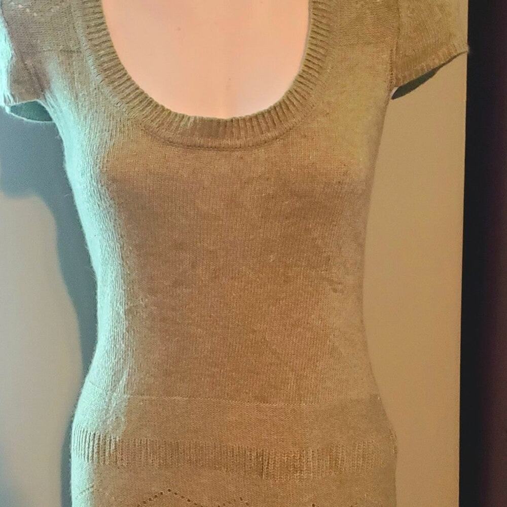 BCBG 100% Cashmere Green Long Sweater Size Small